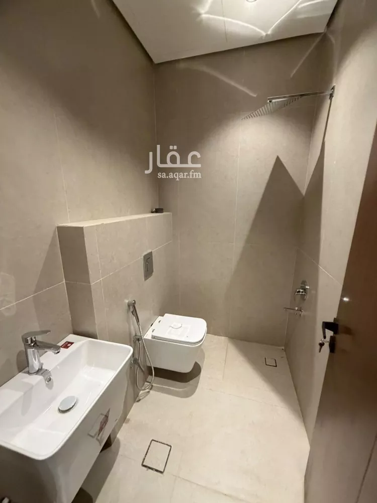 فيلا للبيع في شارع ياسين بسيوني, حي الرمال, مدينة الرياض, منطقة الرياض 14