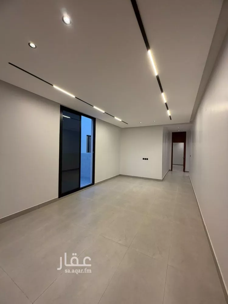 Floor for Sale in Riyadh Al Janadriyah
