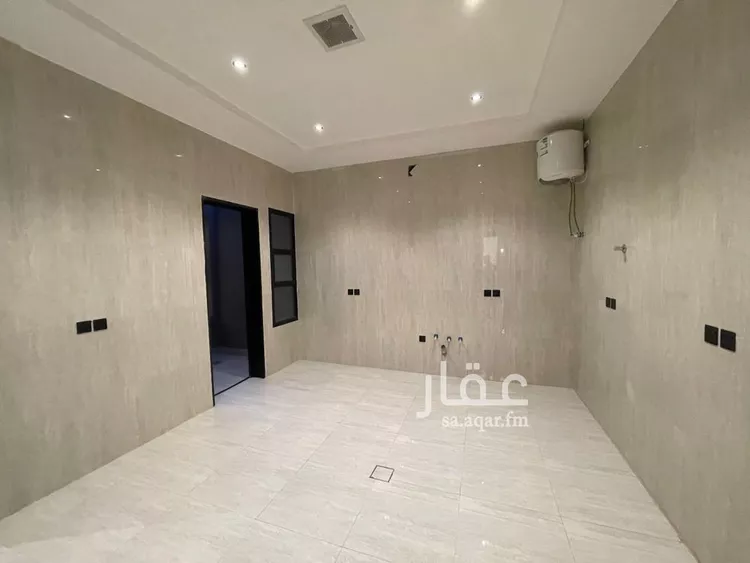 دور للبيع في شارع احمد بن سعادة, حي الرمال, مدينة الرياض, منطقة الرياض صورة 5