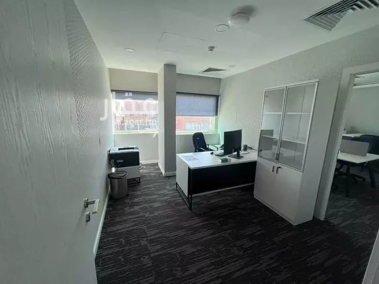 مكتب تجاري للإيجار في شارع محمد المقدمي, حي الغدير, مدينة الرياض, منطقة الرياض صورة 5