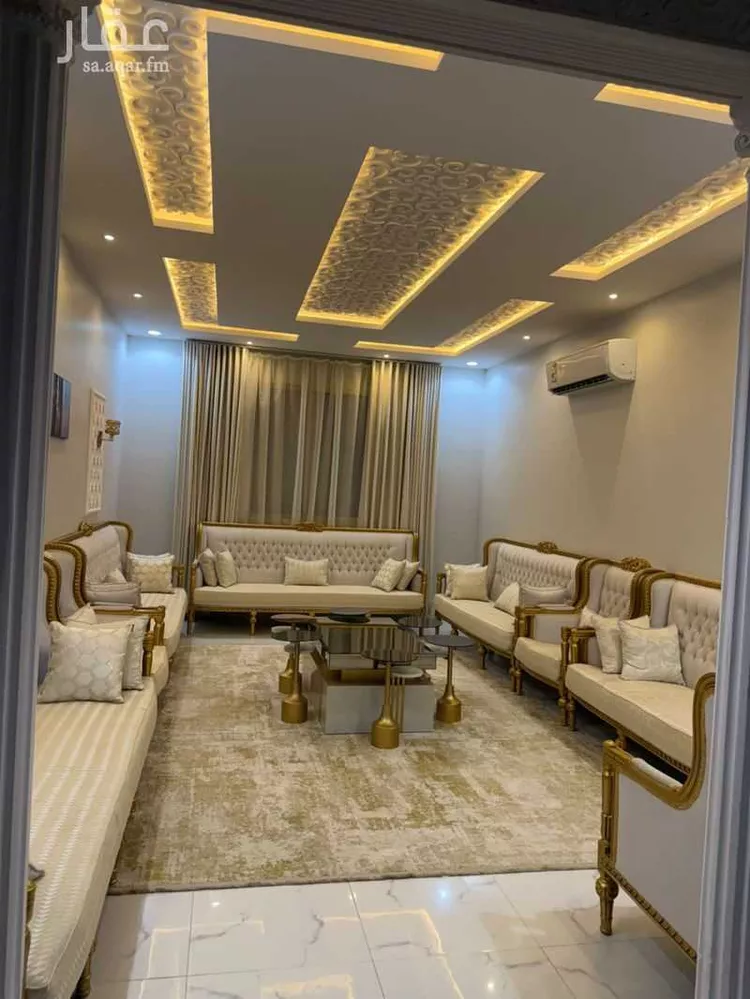 دور للبيع في شارع الجامعة 37, حي الجامعة, مدينة المزاحمية, منطقة الرياض 7
