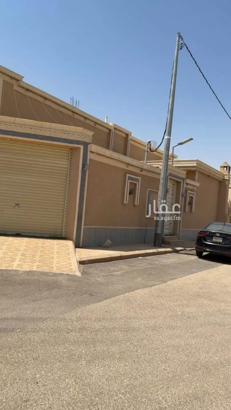 دور للبيع في شارع الجامعة 37, حي الجامعة, مدينة المزاحمية, منطقة الرياض