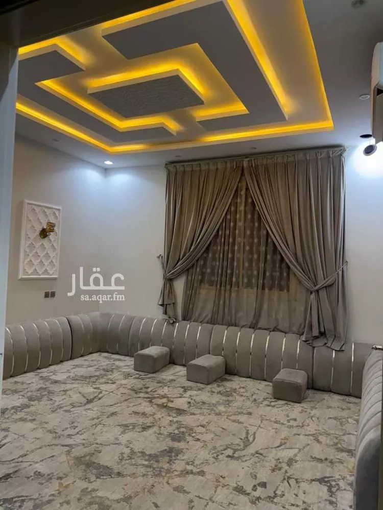 دور للبيع في شارع الجامعة 37, حي الجامعة, مدينة المزاحمية, منطقة الرياض 9