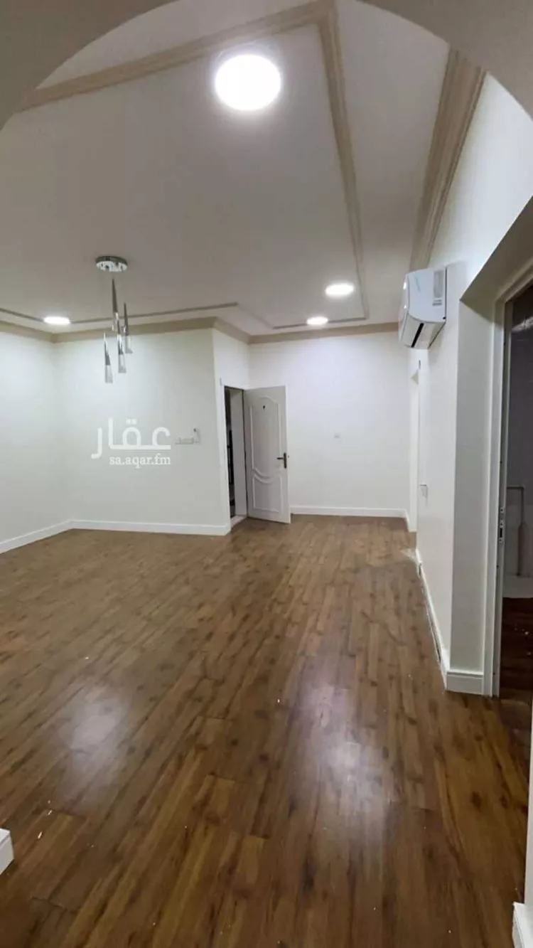 عمارة للإيجار في شارع حكيم ابن حزن, حي التحلية, مدينة الخبر, المنطقة الشرقية صورة 2