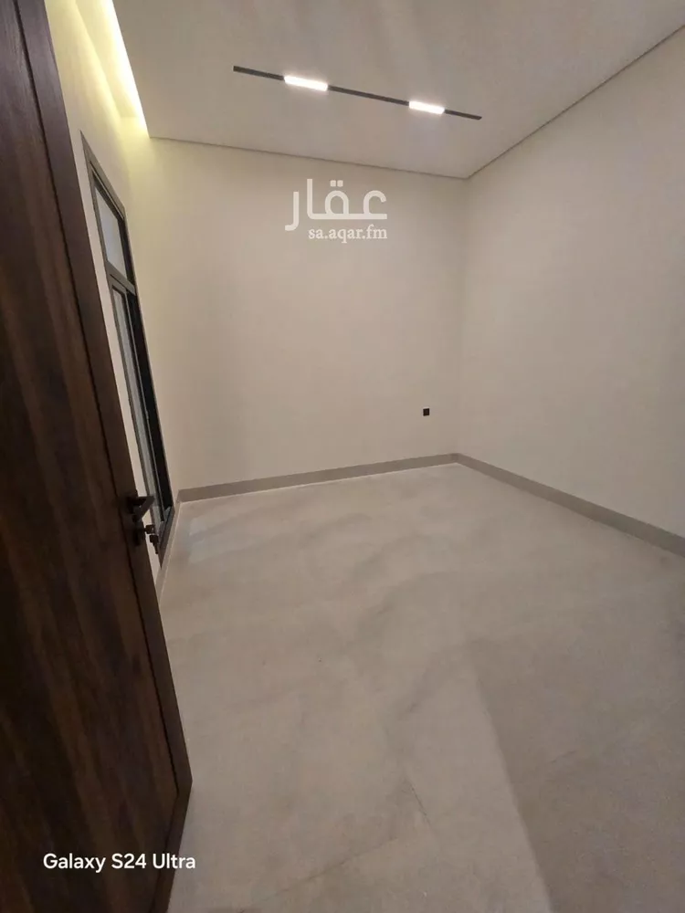 فيلا للبيع في شارع عبدالواحد السلمي, حي العارض, مدينة الرياض, منطقة الرياض صورة 2