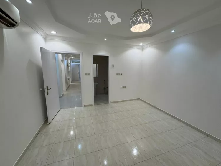 Floor for Rent in Riyadh Al Yasmin 5