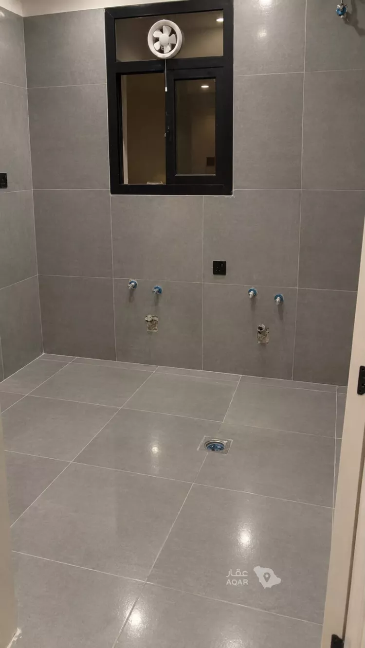 عمارة للبيع في شارع رضوى, حي منفوحة الجديدة, مدينة الرياض, منطقة الرياض صورة 4
