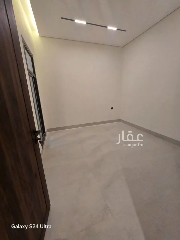 فيلا للبيع في شارع عبدالواحد السلمي, حي العارض, مدينة الرياض, منطقة الرياض 8