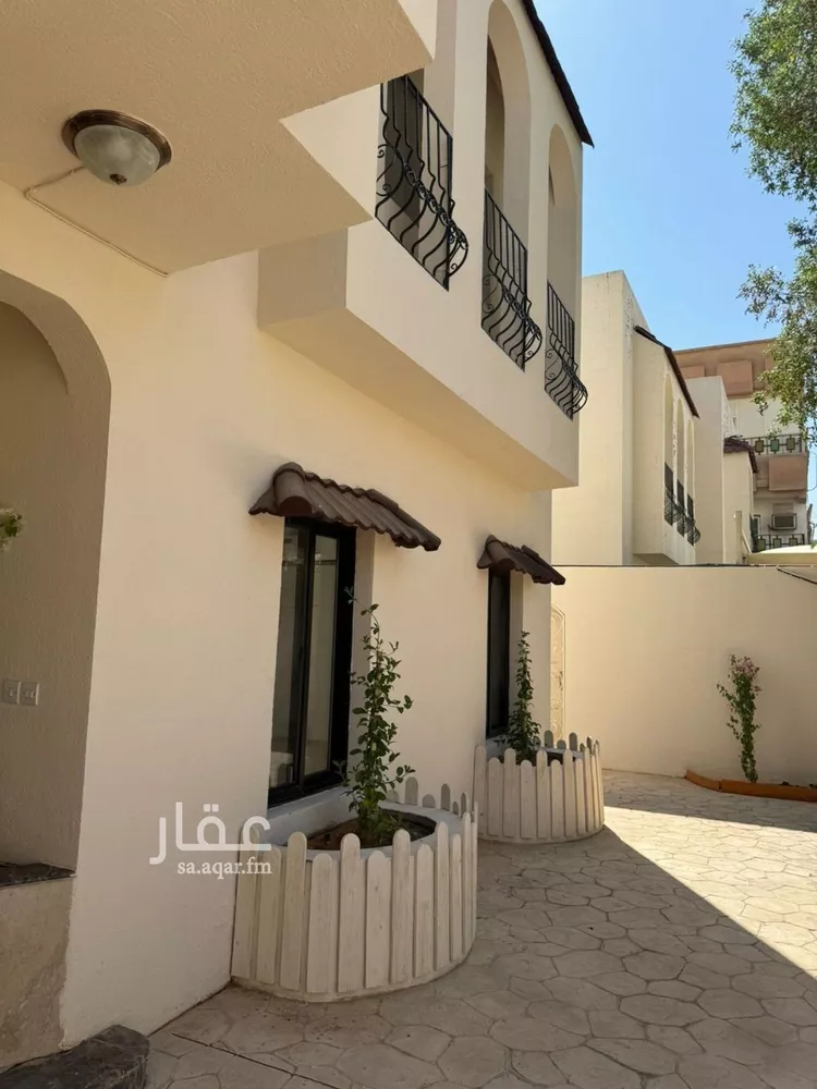 فيلا للبيع في شارع الجوف, حي السليمانية, مدينة الرياض, منطقة الرياض صورة 5