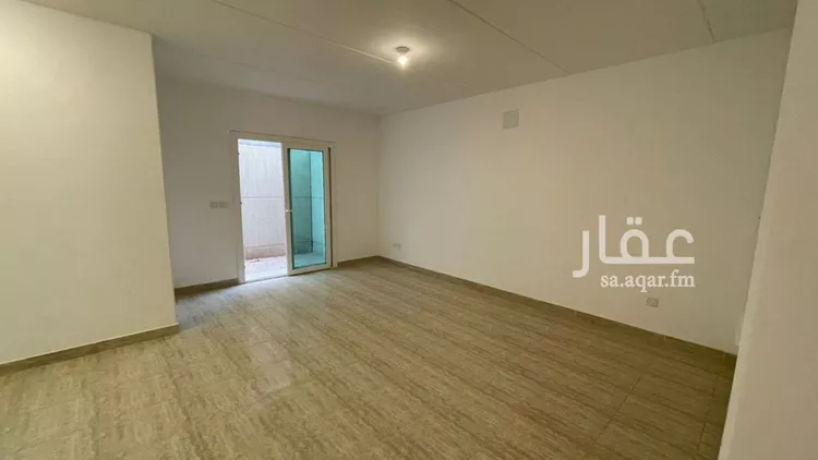 فيلا للبيع في شارع ابن أبي بكر المخزومي, حي مطار الملك خالد الدولي, مدينة الرياض, منطقة الرياض صورة 4
