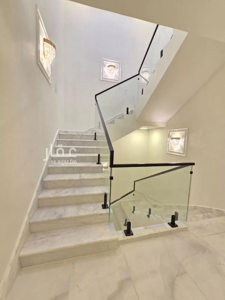 فيلا للبيع في شارع الميفا, حي ظهرة لبن, مدينة الرياض, منطقة الرياض صورة 5