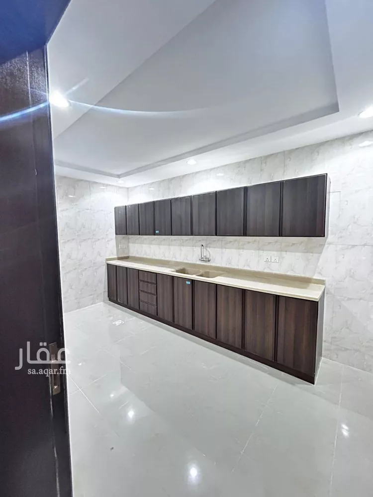 شقة للإيجار في شارع جعيثن اليزيدي, حي عرقة, مدينة الرياض, منطقة الرياض صورة 4