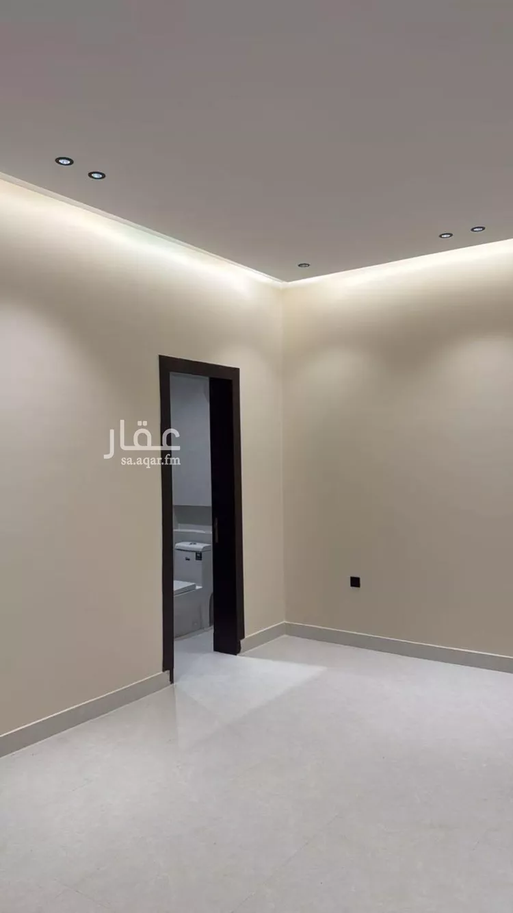 دور للبيع في شارع جنوبي, حي الجنادرية, مدينة الرياض, منطقة الرياض صورة 3
