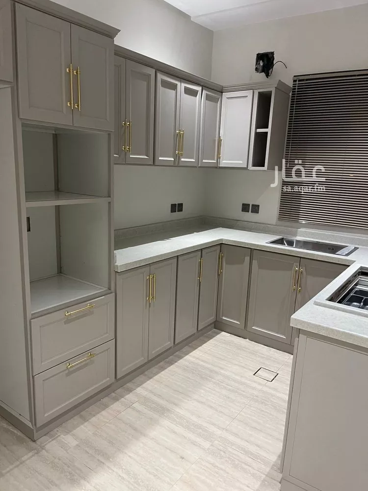 شقة للبيع في شارع القيصومة, حي إشبيلية, مدينة الرياض, منطقة الرياض صورة 2