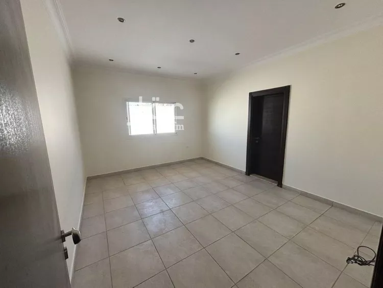 فيلا للإيجار في شارع ابن الربيع الشيباني, حي الربوة, مدينة الرياض, منطقة الرياض صورة 3