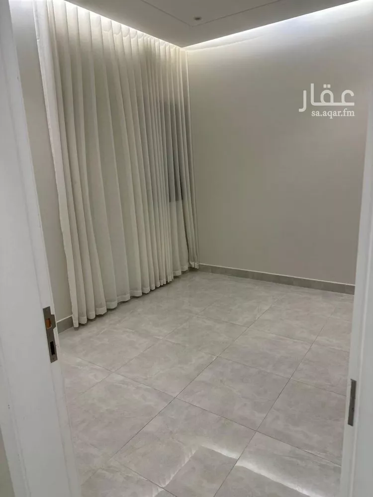 فيلا للإيجار في شارع  الاوزاعي, حي العارض, مدينة الرياض, منطقة الرياض صورة 5