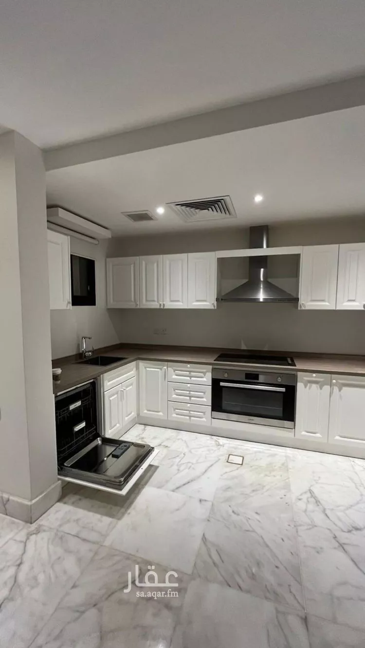 فيلا للبيع في شارع القصر, حي العارض, مدينة الرياض, منطقة الرياض صورة 4