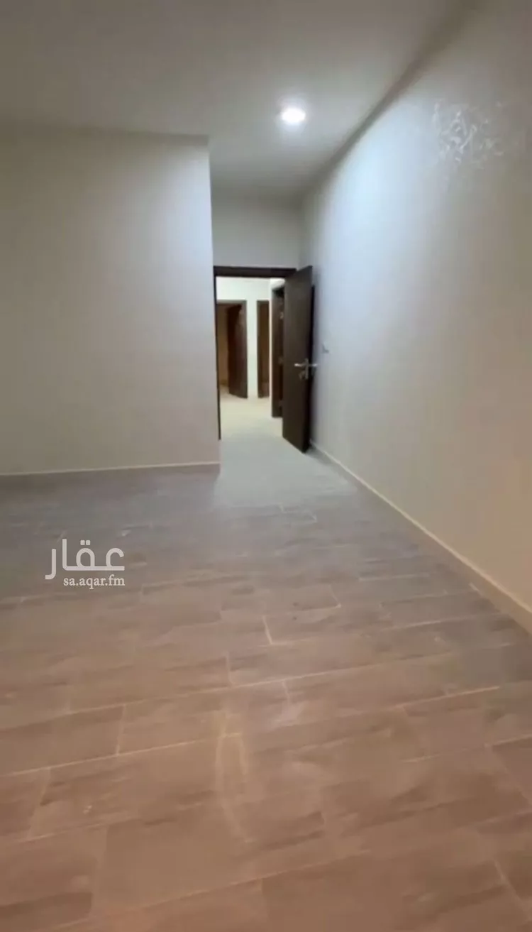 فيلا للإيجار في شارع زكريا الأنصاري, حي مطار الملك خالد الدولي, مدينة الرياض, منطقة الرياض صورة 5