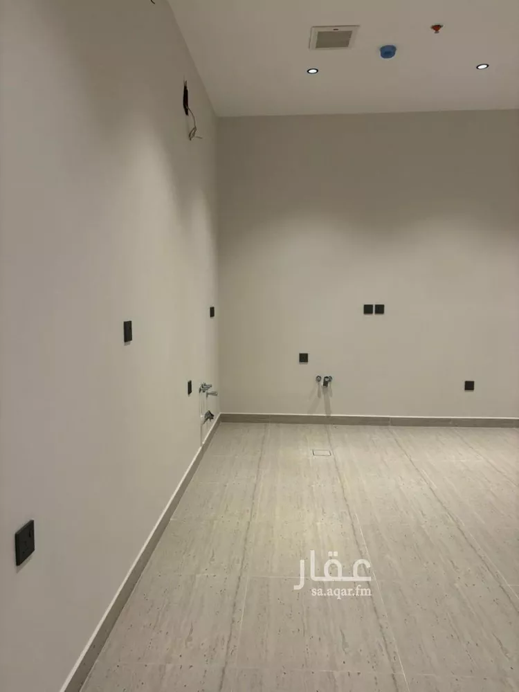 شقة للإيجار في شارع محمد بن ناصر المبارك, حي عرقة, مدينة الرياض, منطقة الرياض صورة 3