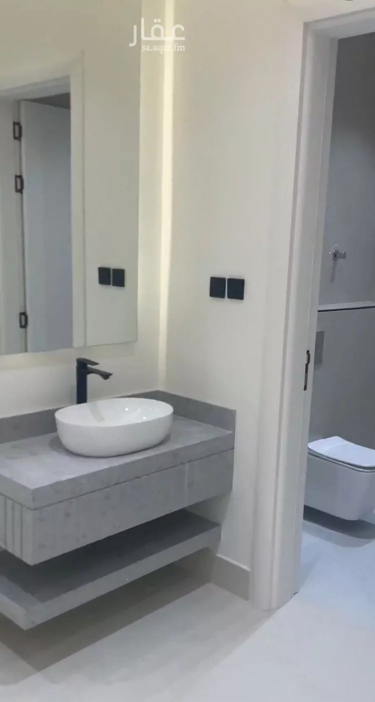 عمارة للبيع في شارع أحمد بن هاشم, حي المهدية, مدينة الرياض, منطقة الرياض صورة 2
