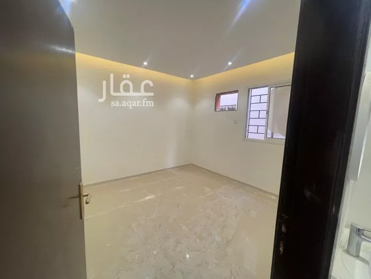 دور للبيع في شارع ابن الزبير الغرناطي, حي الرمال, مدينة الرياض, منطقة الرياض صورة 2