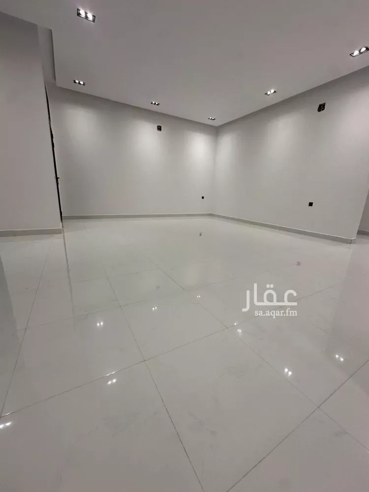 دور للبيع في شارع عبدالرحمن بن داود, حي الرمال, مدينة الرياض, منطقة الرياض صورة 4