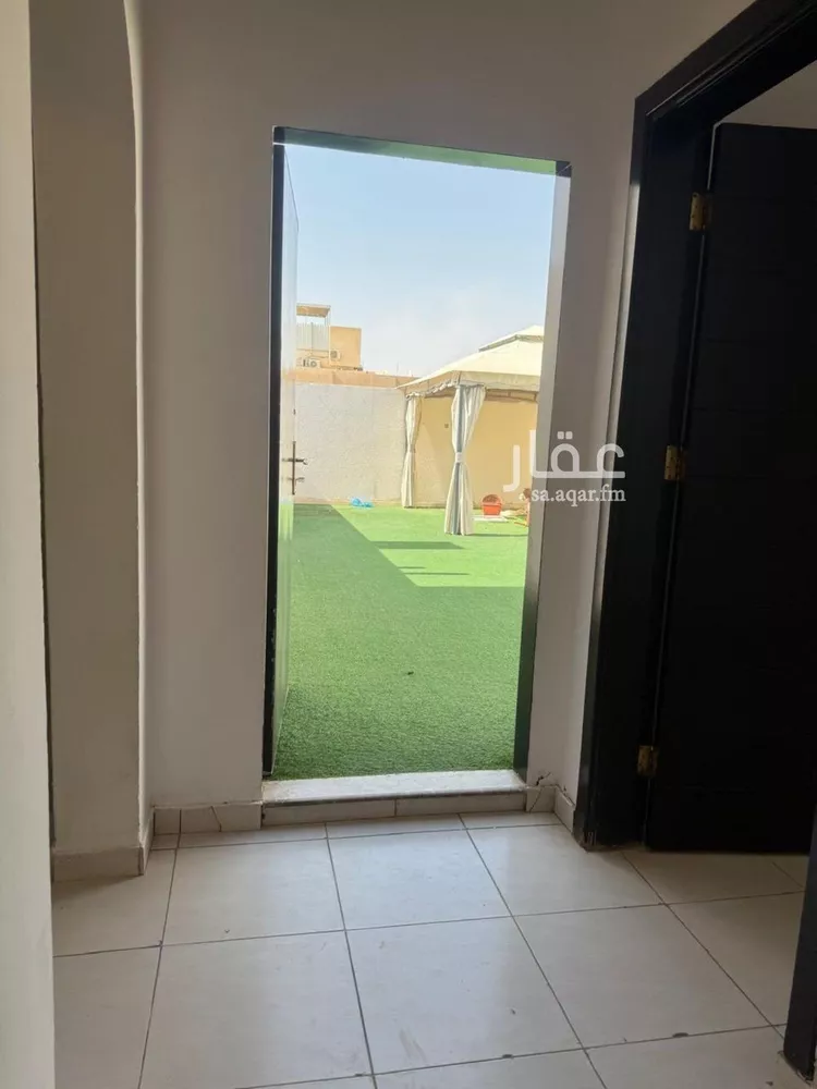 شقة للبيع في شارع الامير مقرن بن عبدالعزيز, حي النزهة, مدينة الرياض, منطقة الرياض