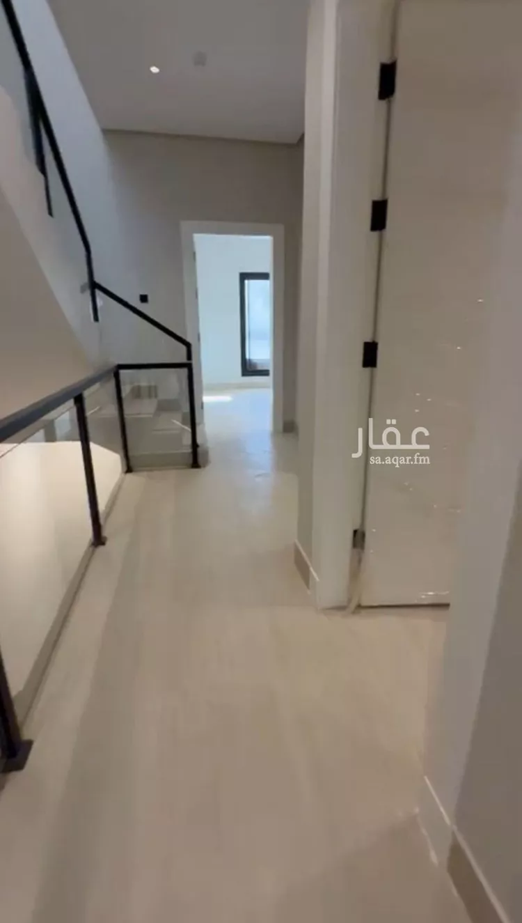 فيلا للإيجار في شارع يوسف اللخمي, حي الرمال, مدينة الرياض, منطقة الرياض صورة 2