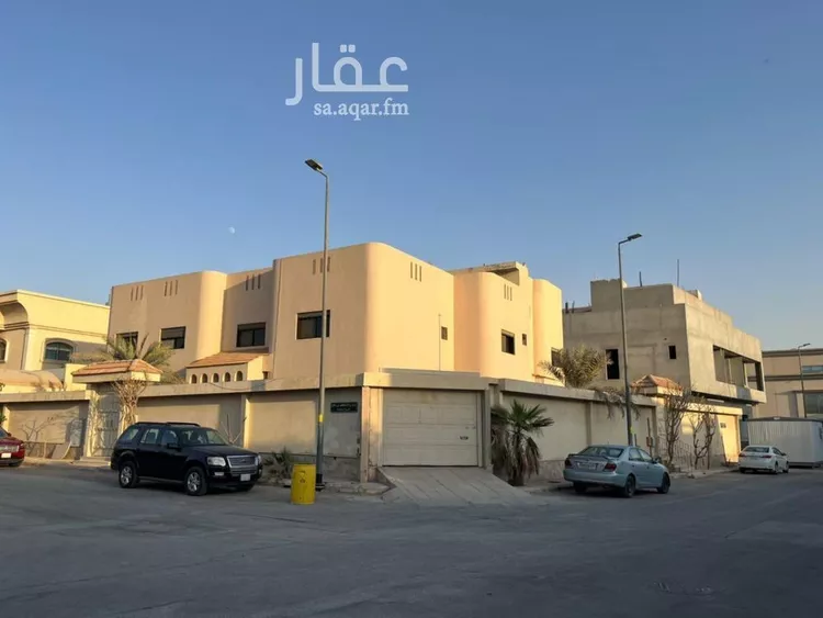 فيلا للإيجار في شارع الحكم بن نافع, حي الروضة, مدينة الرياض, منطقة الرياض