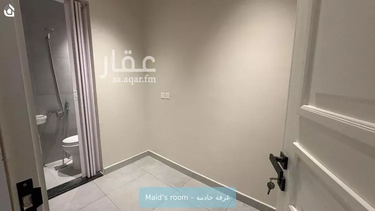شقة للإيجار في شارع طريق الامام سعود بن فيصل, حي الملقا, مدينة الرياض, منطقة الرياض صورة 2