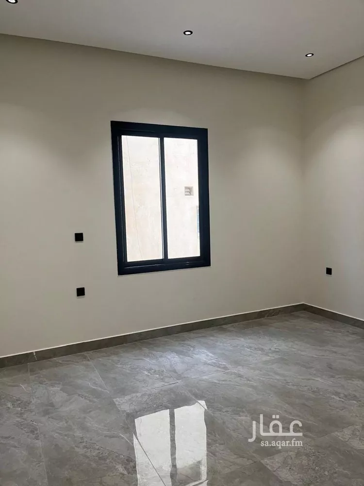 دور للبيع في شارع الصنوان, حي إشبيلية, مدينة الرياض, منطقة الرياض صورة 3