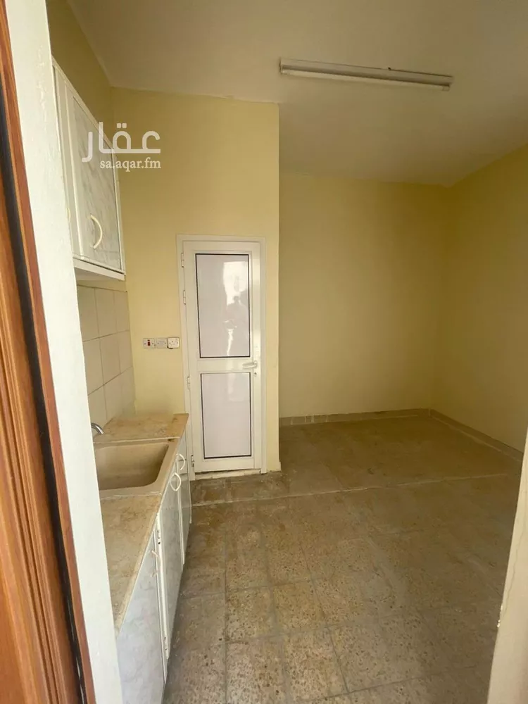 غرفة للإيجار في شارع عبدالله بن سعد السديري, حي النزهة, مدينة الرياض, منطقة الرياض صورة 2