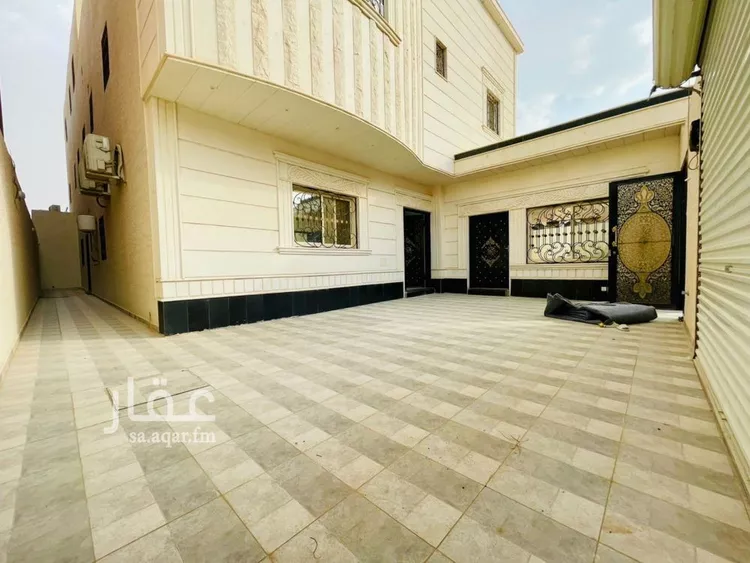 دور للبيع في شارع السيل الكبير, حي المهدية, مدينة الرياض, منطقة الرياض صورة 2