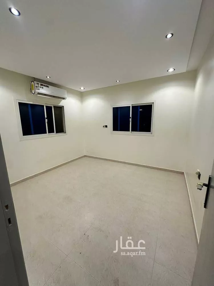 شقة للإيجار في شارع تميم بن بشر, حي الضباط, مدينة الرياض, منطقة الرياض