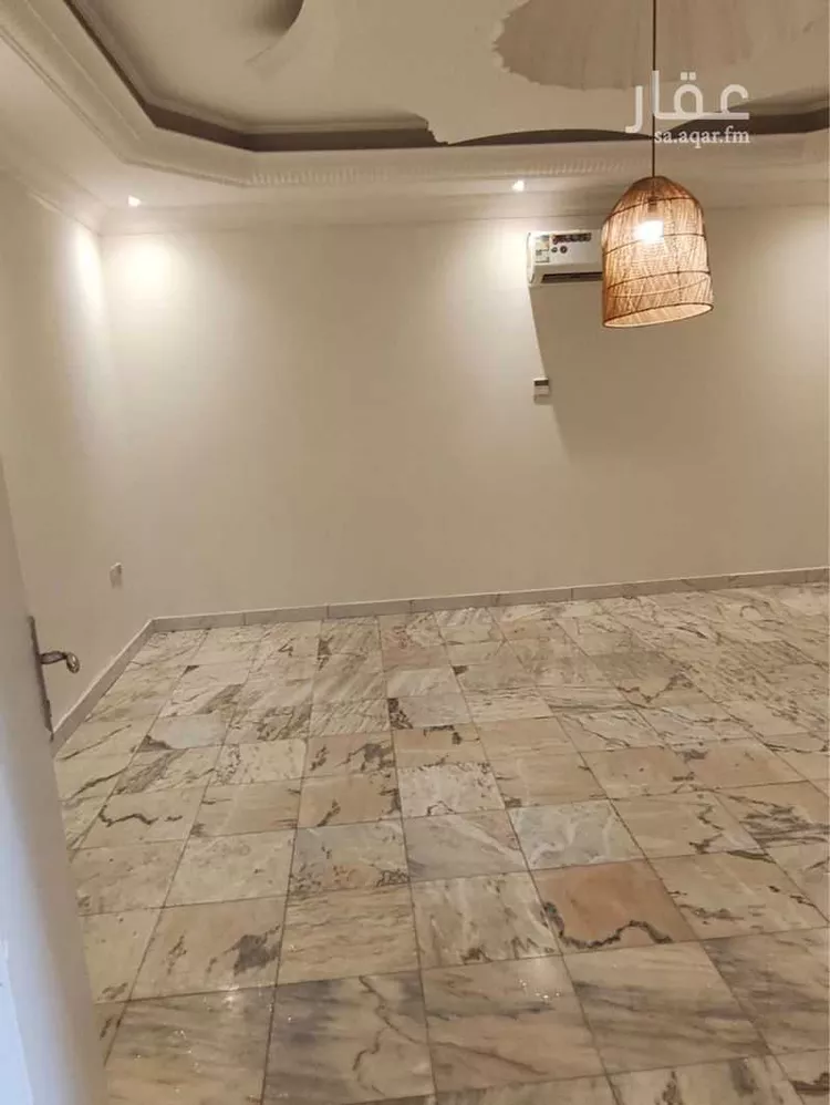 فيلا للإيجار في شارع ابي المظفر بن محمد, حي المحمدية, مدينة الرياض, منطقة الرياض