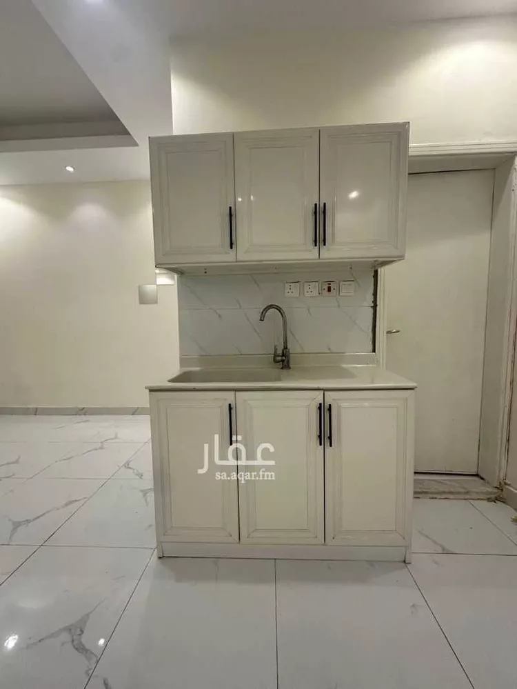 شقة للإيجار في شارع أبي المظفر بن محمد, حي المحمدية, مدينة الرياض, منطقة الرياض صورة 3