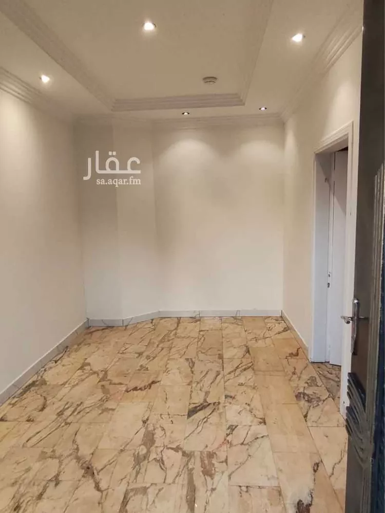 فيلا للإيجار في شارع ابي المظفر بن محمد, حي المحمدية, مدينة الرياض, منطقة الرياض صورة 5