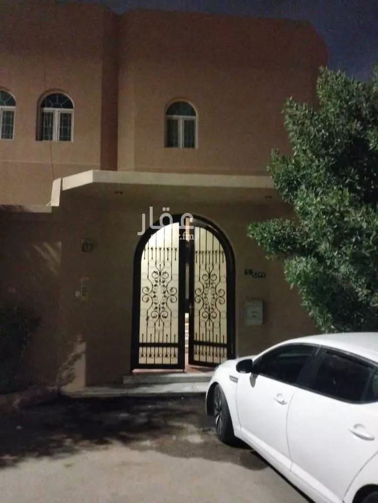 فيلا للإيجار في شارع ابي المظفر بن محمد, حي المحمدية, مدينة الرياض, منطقة الرياض