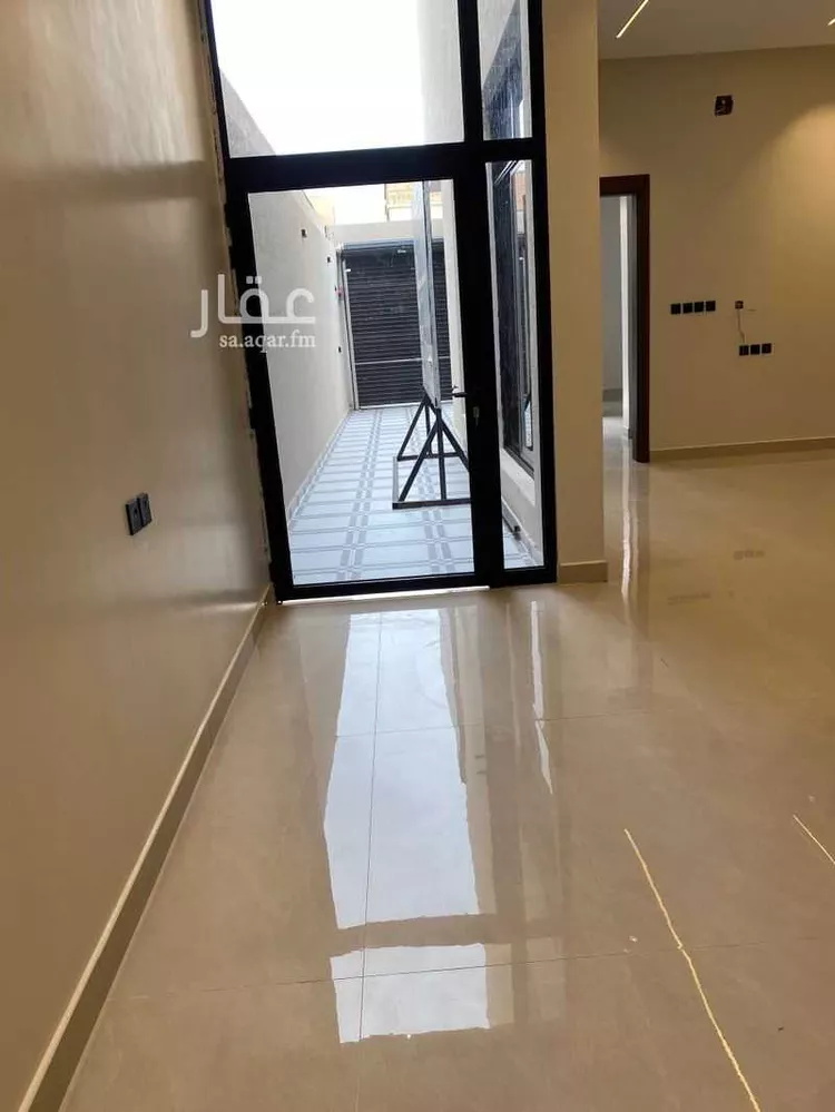 دور للبيع في شارع خلاد بن عمرو, حي السعادة, مدينة الرياض, منطقة الرياض