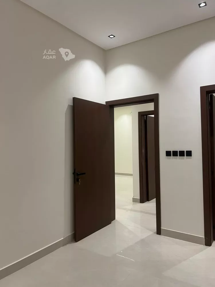 شقة للبيع في شارع خلاد بن عمرو, حي السعادة, مدينة الرياض, منطقة الرياض 4