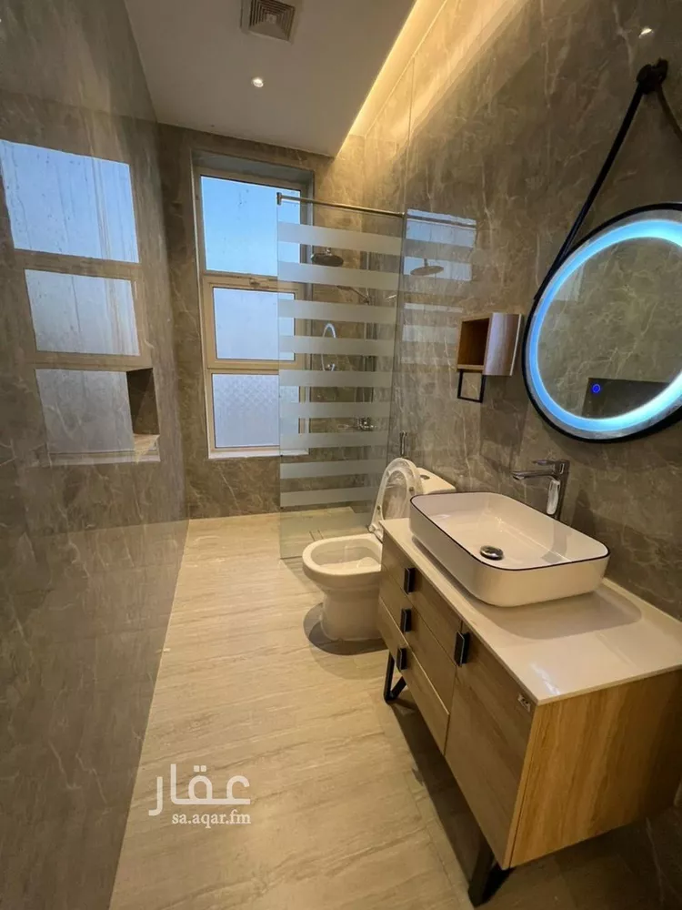 شقة للإيجار في شارع وادي الحلقاء, حي الملك فهد, مدينة الرياض, منطقة الرياض صورة 2