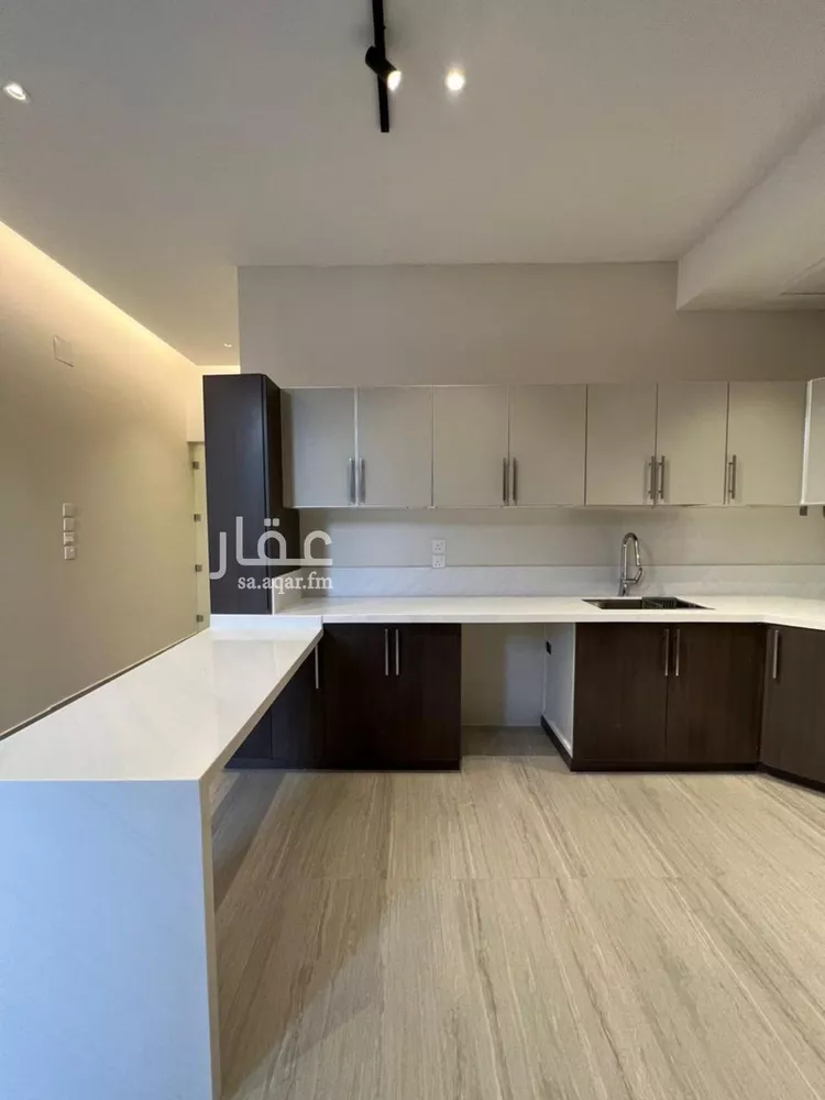 شقة للإيجار في شارع وادي الحلقاء, حي الملك فهد, مدينة الرياض, منطقة الرياض صورة 4