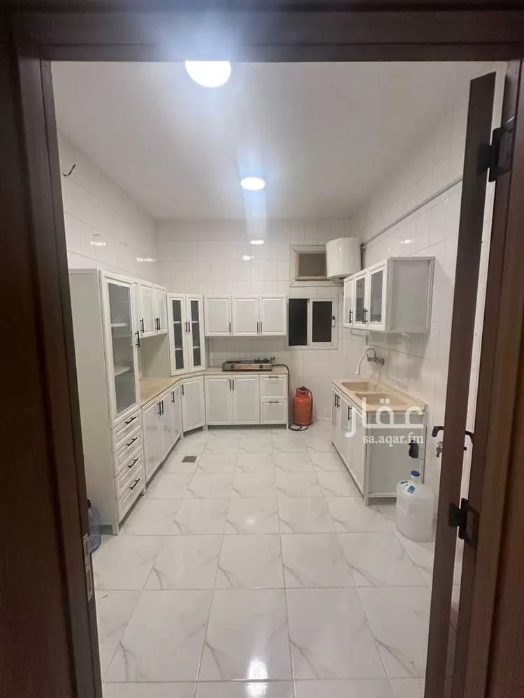 شقة مفروشة للحجز في شارع النعمانية ، حي الورود ، الرياض ، منطقة الرياض