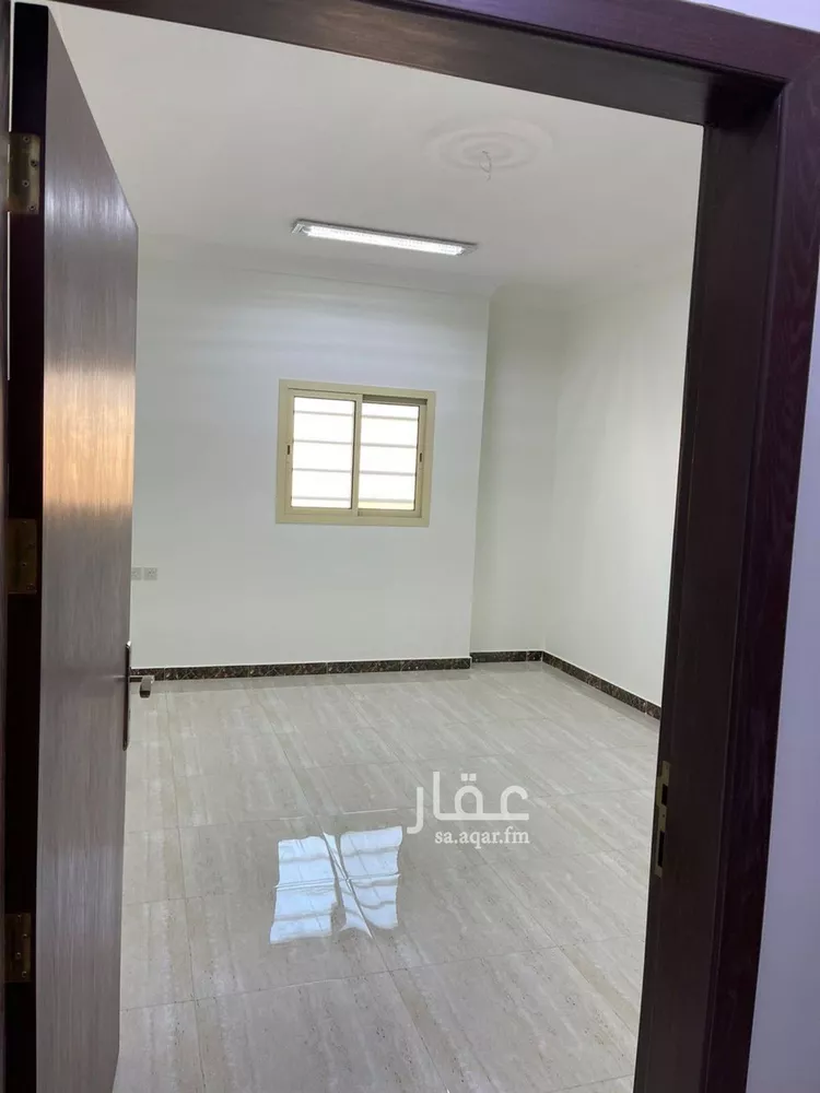 شقة للبيع في شارع صفيح, حي العزيزية, مدينة الرياض, منطقة الرياض صورة 4