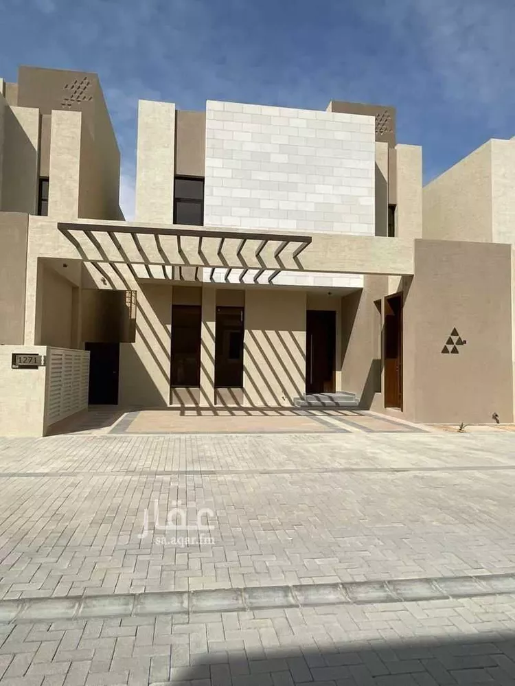Villa for Sale in Riyadh King Khalid International Airport