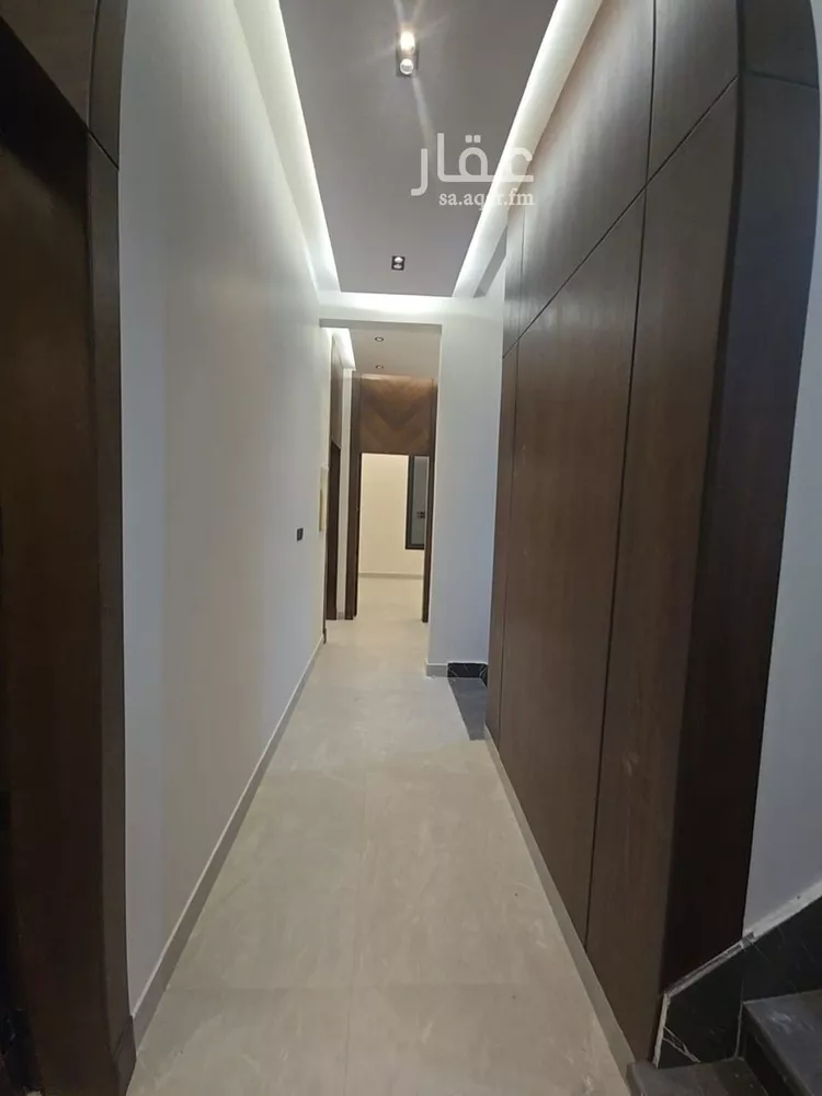 فيلا للبيع في شارع قيس بن الملوح, حي الرمال, مدينة الرياض, منطقة الرياض صورة 5