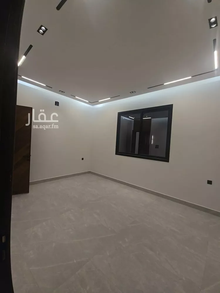 فيلا للبيع في شارع قيس بن الملوح, حي الرمال, مدينة الرياض, منطقة الرياض صورة 4