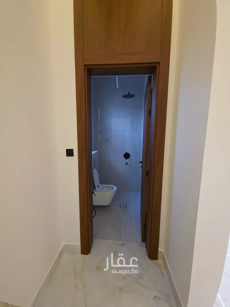 فيلا للبيع في شارع حسن الشاعر, حي الرمال, مدينة الرياض, منطقة الرياض 12