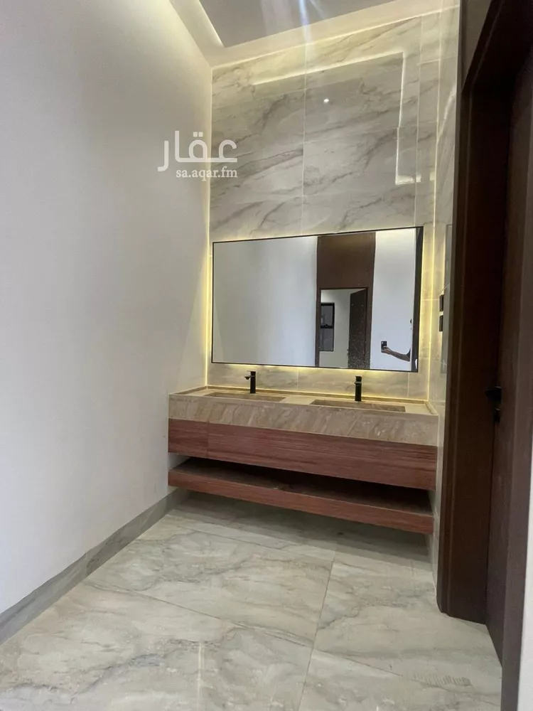 فيلا للبيع في شارع طفيلة, حي النهضة, مدينة الرياض, منطقة الرياض 14