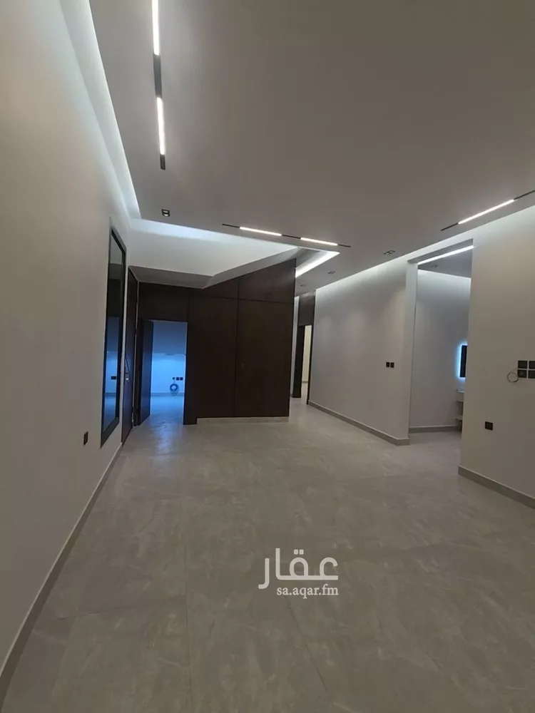 فيلا للبيع في شارع قيس بن الملوح, حي الرمال, مدينة الرياض, منطقة الرياض